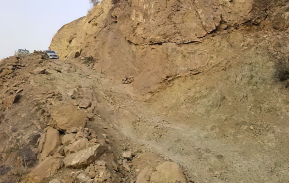 Paving the “Death Pass” on the Al-Suwayr Road in Wasab Al-Safil